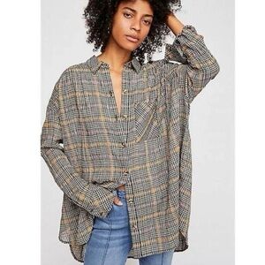 ✨ Free People Plaid Oversized Button Down Shirt ✨